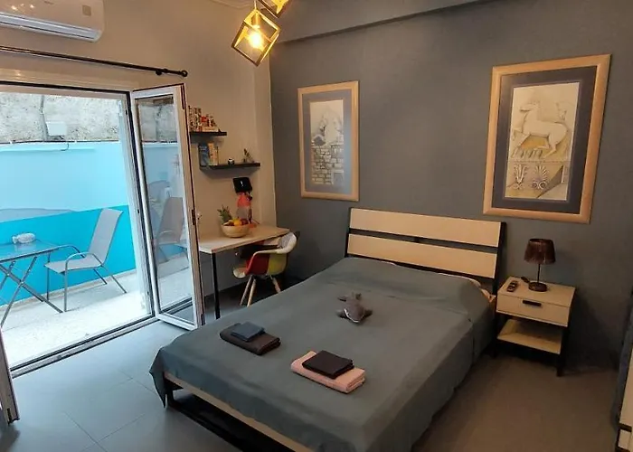 Honeybee 3 - Cozy Studio In The Center Of Athens